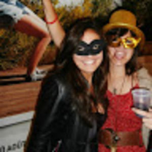 Meet your Posher, Beatrice